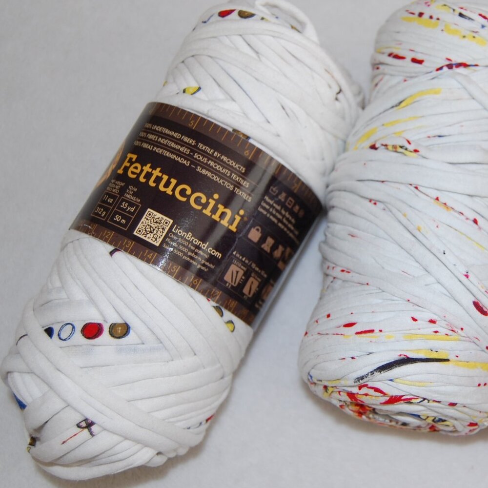 LBY Fettuccini Yarn, 3-Pack, #6 Super Bulky - Picture 2 of 4